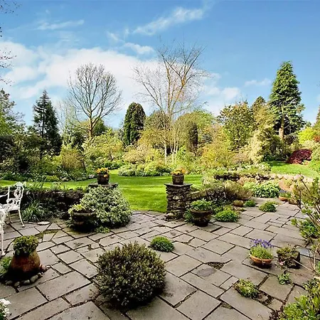 Bowness-on-windermere Sleeps 10 With Wifi * Боунес-он-Уиндермер