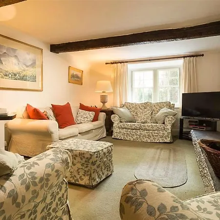 Bowness-on-windermere Sleeps 10 With Wifi Вилла